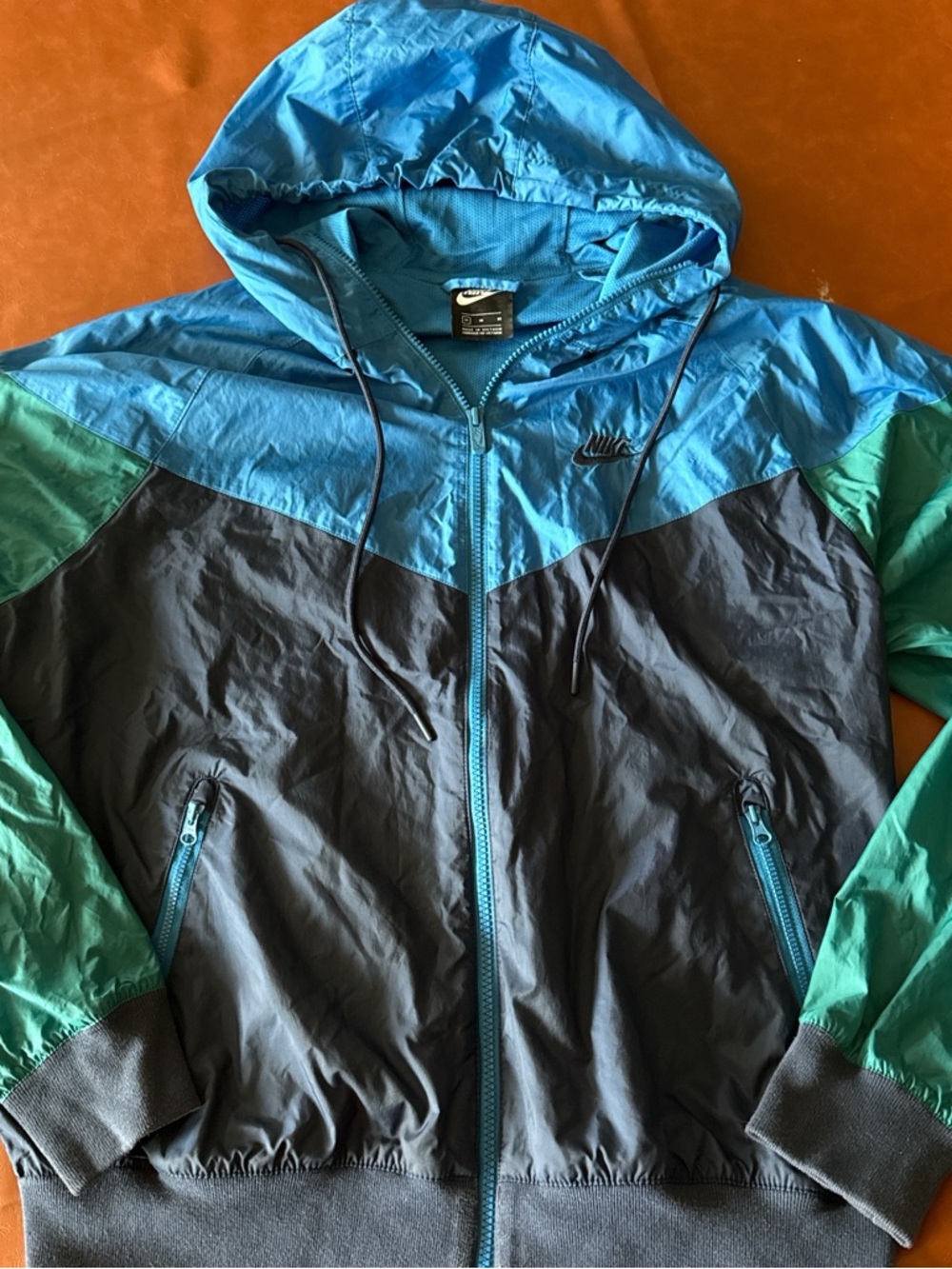 Vintage Nike Men’s Colorblock Hooded Windrunner Jacket - Blue/Teal/Gray. Rare